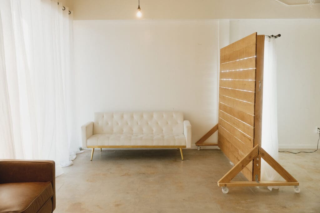 Studio 200 is a milestone and lifestyle studio that has natural light and studio lighting in Abilene Texas