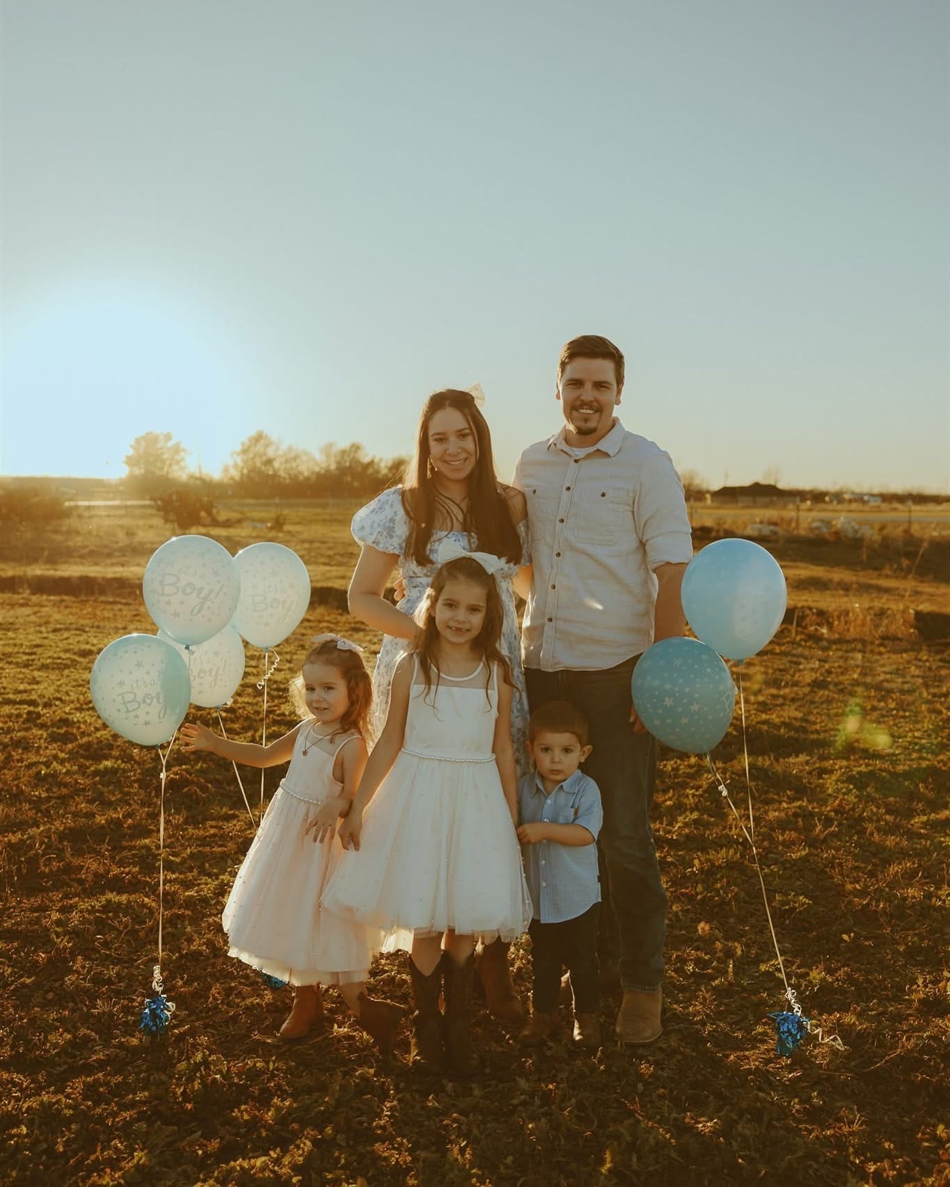 Sweet family and gender reveal session in Abilene, TX