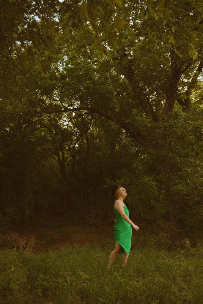 Dreamy senior session by a creek in Abilene, TX