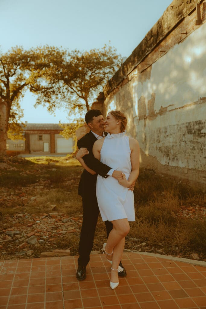 Intimate downtown courthouse elopement in Anson, TX
